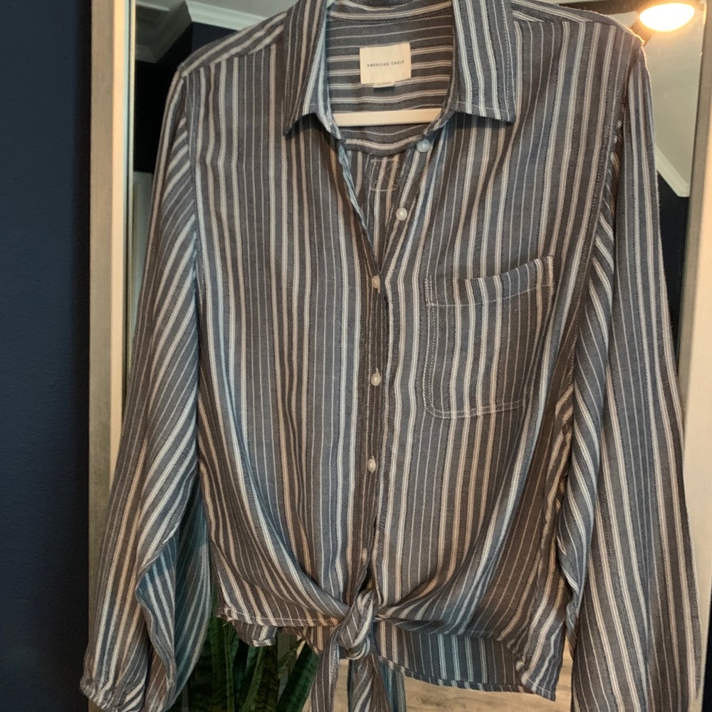 American Eagle Oversized Button-up Blouse